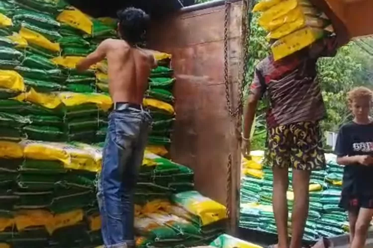 LPKNI Jambi Pertanyakan Perkembangan Laporan Dugaan Penimbunan Beras Subsidi ke Polda Jambi (Dok. Annuza)