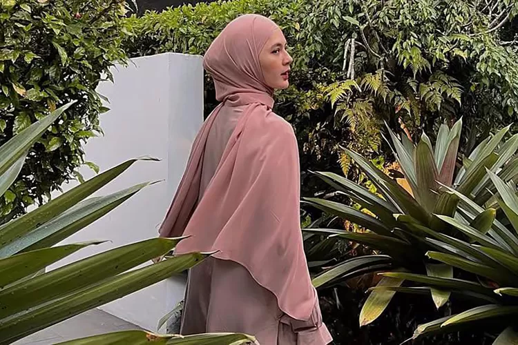 Merasa Dipermalukan 1 Indonesia oleh Majelis Hakim Paula Verhoeven Minta Bantuan Hotman Paris (Ist)