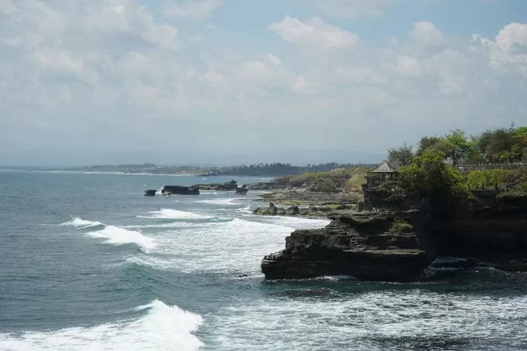 Ilustrasi perairan di wilayah Selat Bali.  ((Unsplash.com/Maximus Beaumont))