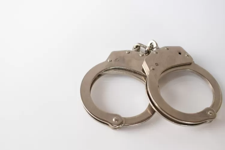 oto Ilustrasi - Anggota polisi Polres Nunukan ditangkap karena diduga terlibat penyelundupan narkoba jenis sabu ( (Freepik.com))