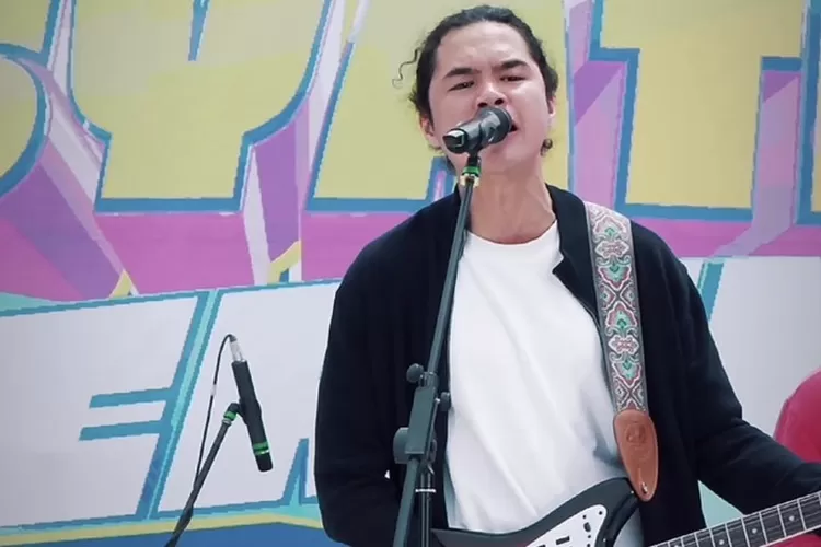 Musisi muda kenamaan di Indonesia, Dul Jaelani.  ((Instagram.com/@duljaelani))