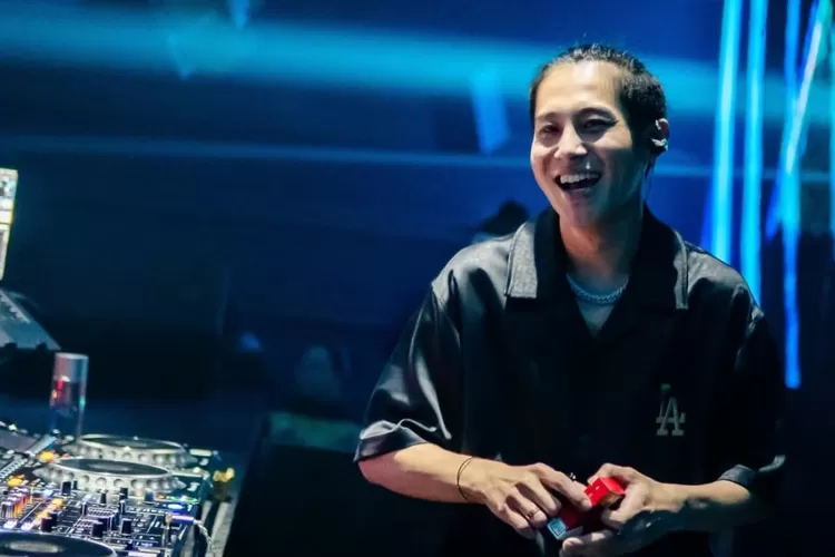 DJ Panda menyampaikan pesan hangat atas kelahiran anak Erika Carlina.  ((Instagram/djpanda_official))