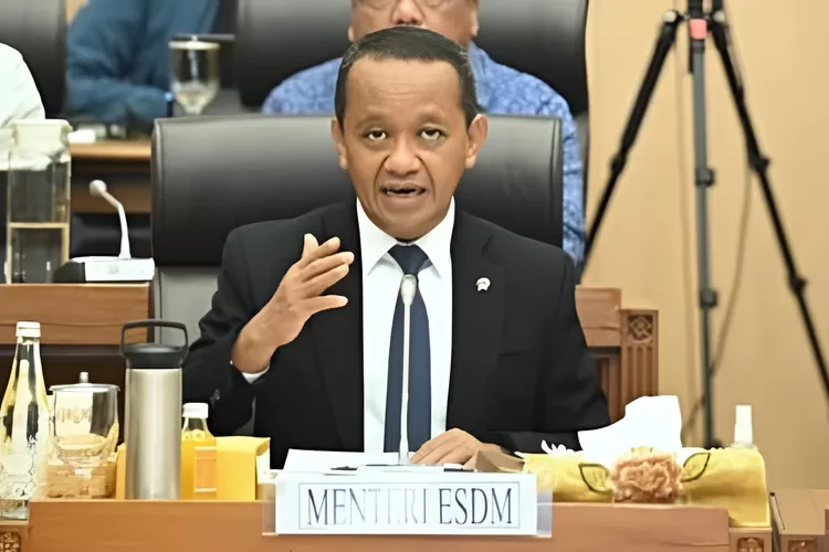 Menteri ESDM, Bahlil Lahadalia angkat bicara mengenai tuntutan yang disuarakan sejumlah influencer Tanah Air.  ((Instagram.com/@bahlillahadalia)