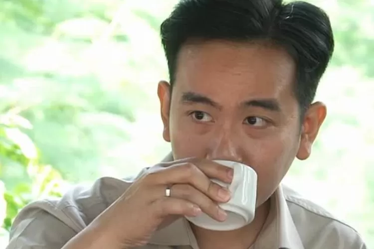 Wapres RI, Gibran Rakabuming Raka menuai sorotan usai sidang gugatan perdata Rp125 triliun yang dialamatkan kepadanya kini kembali ditunda.  ((Instagram.com/@gibran_rakabuming))