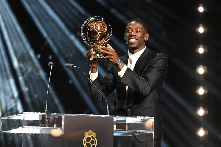 Momen penyerang PSG, Ousmane Dembele meraih penghargaan Ballon d'Or 2025 ( (Instagram/o.dembele7))