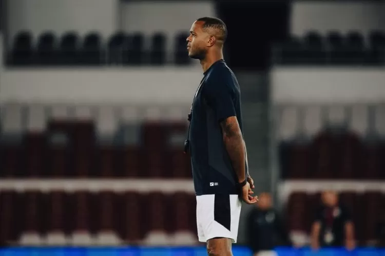 Pelatih Timnas Indonesia, Patrick Kluivert memanggil sejumlah pemain jelang Tim Garuda kontra Arab Saudi dan Irak di Round 4  ((Instagram.com/@patrickkluivert9))