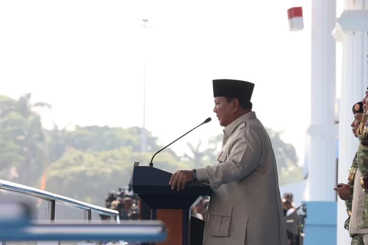 Presiden Prabowo Subianto memberikan sambutan saat memimpin upacara HUT 80 TNi (5/10/2025) di Monas. (BPMI Setpres)