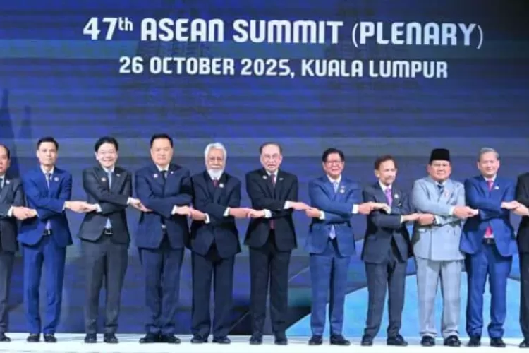 Presiden Republik Indonesia Prabowo Subianto menghadiri sesi pleno Konferensi Tingkat Tinggi (KTT) ke-47 ASEAN yang digelar di Kuala Lumpur Convention Centre (KLCC), Malaysia, pada Minggu, 26 Oktober 2025 (Foto: BPMI Setpres/Kris)