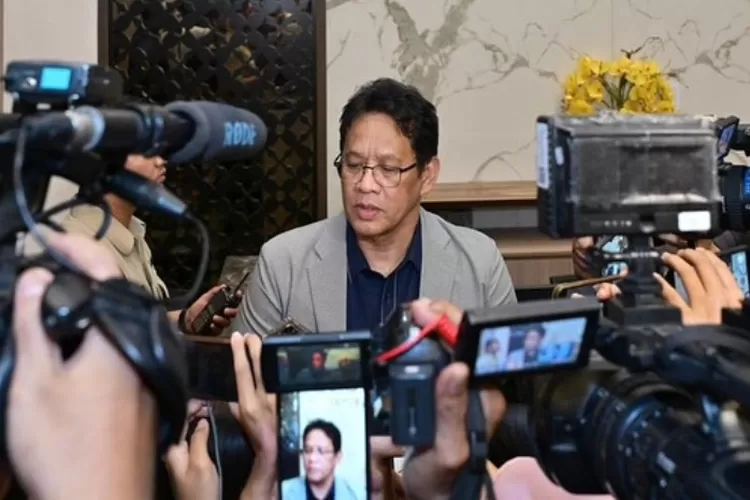 Menyoroti pernyataan Menkeu Purbaya dalam menyikapi isu dirinya yang dinilai akan terjun ke dunia politik. ( (Instagram.com/@menkeuri))