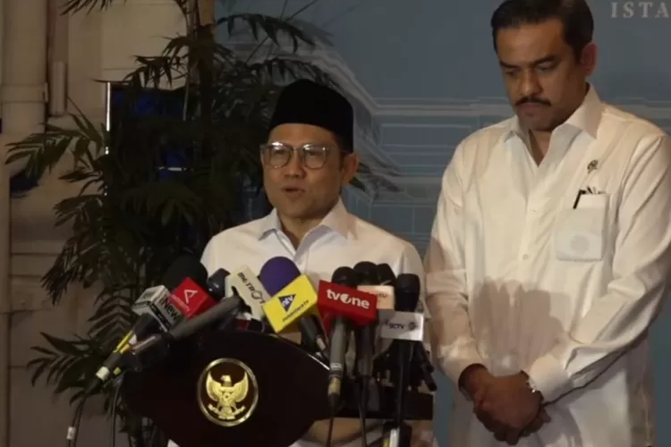 Menko Pemberdayaan Masyarakat, Cak Imin mengaku mendapat tugas dari Presiden Prabowo untuk perhatikan pekerja informal.  ((YouTube/Kemenko Pemberdayaan Masyarakat))