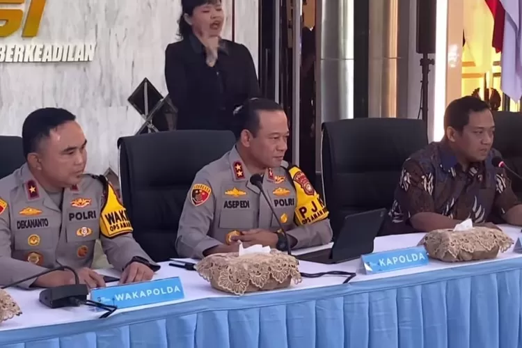 Polda Metro Jaya tetapkan 8 orang sebagai tersangka dalam kasus tudingan ijazah palsu Jokowi. ( (Instagram/poldametrojaya))