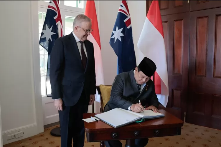 Prabowo Bertemu PM Australia Anthony Albanese, Bahas Penguatan Kerja Sama Strategis Indonesia&ndash;Australia (12/11/2025) (BPMI Setpres)
