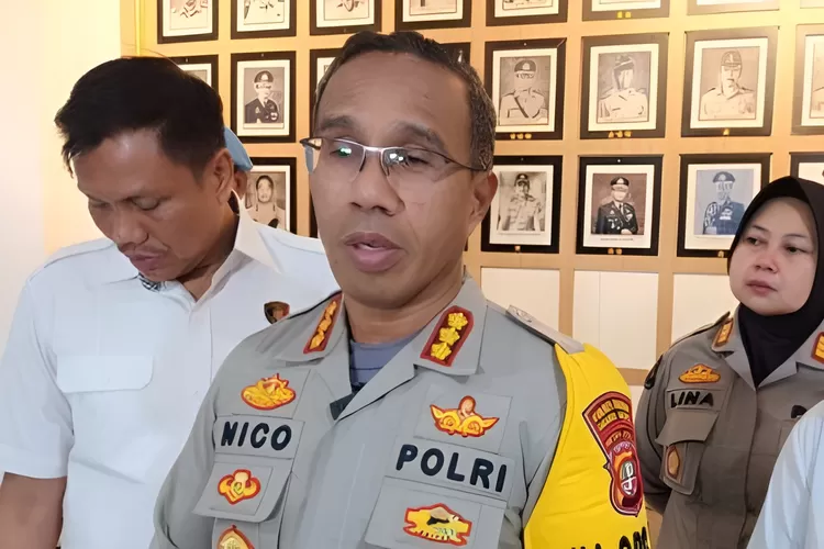 Menyoroti pernyataan Kapolres Metro Jakarta Selatan (Jaksel), Nicolas Ary Lilipaly terkait temuan jenazah anak berusia 6 tahun, Alvaro Kiano usai sebelumnya dikabarkan menghilang.  ((Dok. Polri))
