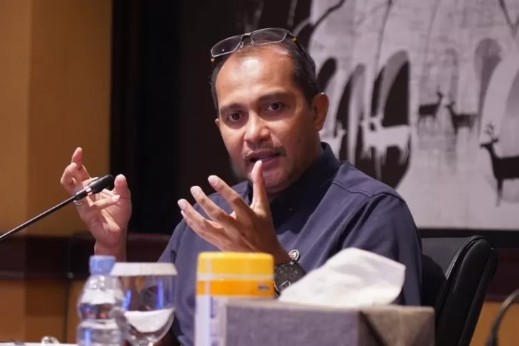 Menyoroti isu kriminalisasi yang membayangi rencana pemberlakuan KUHP Baru pada tahun 2026 mendatang.  ((Instagram.com/@eddyhiariej))