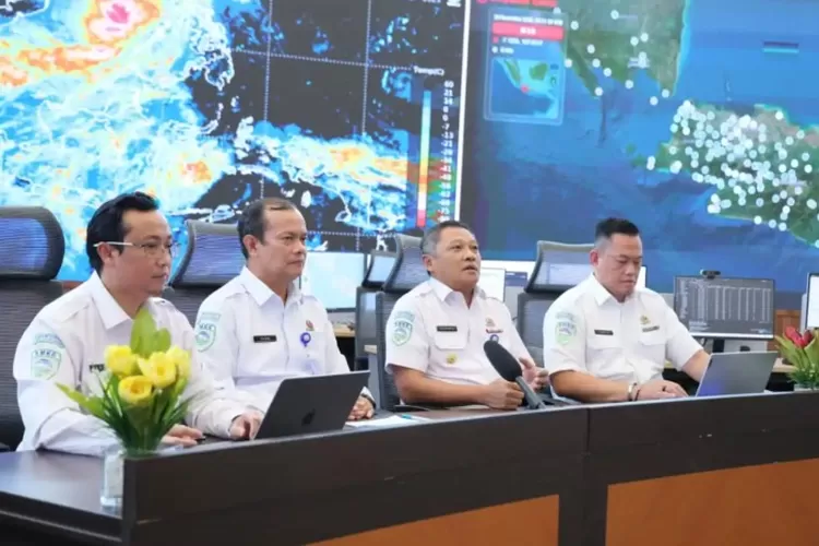 Menyoroti fakta terkini terkait bencana banjir-longsor di Aceh, Sumatera Utara, hingga Sumatera Barat, pada Kamis, 27 November 2025. ( (Dok. BMKG))