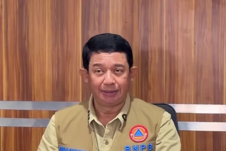 Kepala BNPB, Suharyanto mengungkapkan tim gabungan berupaya buka akses di jalur terputus di wilayah Sumatera Utara.  ((Instagram/bnpb_indonesia))