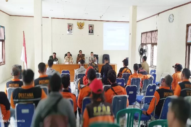 Pembinaan Forum Kewaspadaan Dini Masyarakat (FKDM) yang digelar Seksi Trantib Kec Babelan (satuarah.co)