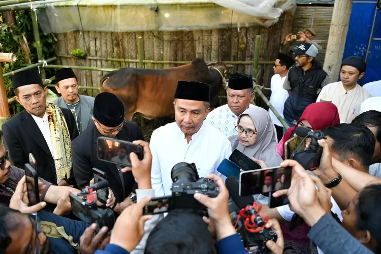 Pj Gubernur Jabar, Bey Machmudin