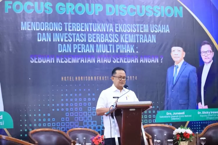 Pj Wali Kota Bekasi R Gani Muhamad