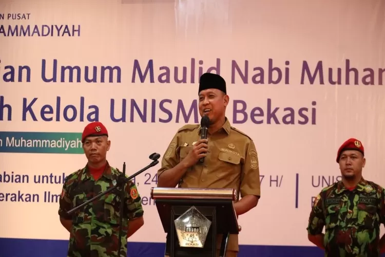 Wali Kota Bekasi Tri Adhianto