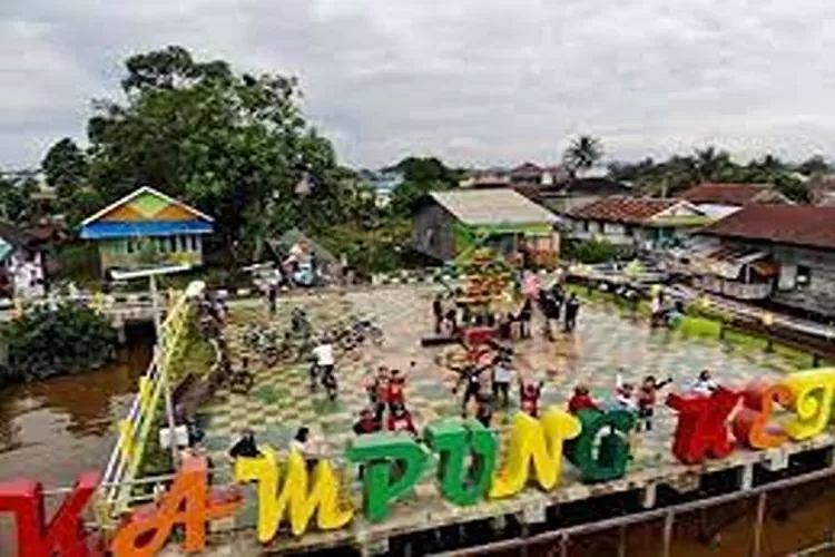 Kampung Ketupat Samarinda, Wisata Hits Di Tepi Sungai Mahakam  (Isti)