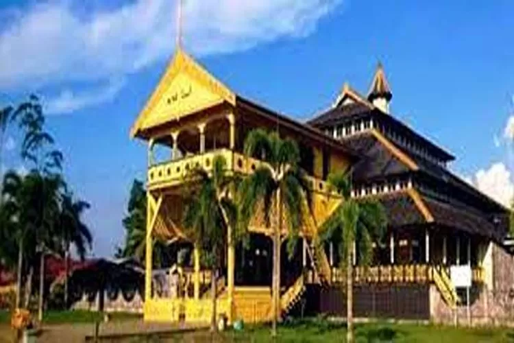 Keraton Kadriah, Wisata Sejarah Di Pontianak, Kalimantan Yang Menarik Dikunjungi  (Isti)