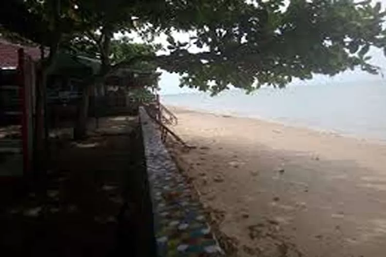 Pantai Auri Sepinggan, Wisata Di Balikpapan Yang Menarik Dikunjungi  (Isti)