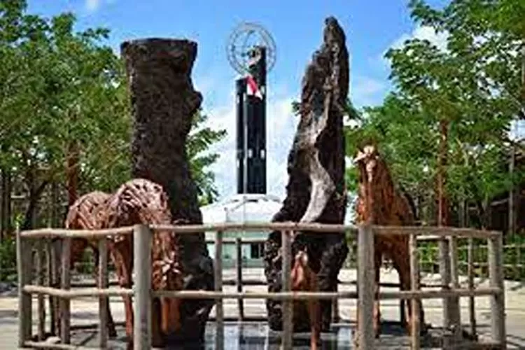 Khatulistiwa Park, Tempat Wisata Favorit Di Pontianak  (Isti)