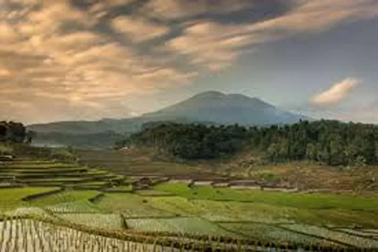Gunung Ciremai, Wisata Pegunungan Yang Memukau Di Jawa Barat  (Isti)