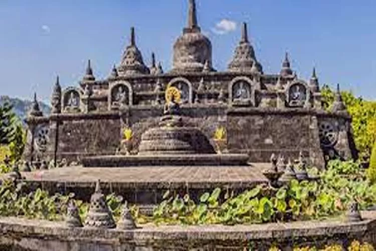 Brahma Vihara Arama, Wisata Budaya Di Bali Yang Menarik Untuk Dikunjungi  (Isti)