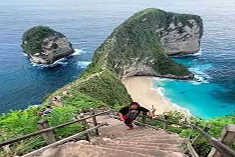 Rekomendasi Wisata Pantai Kelingking Di Nusa Penida, Bali Yang Lagi Hits  (Isti)