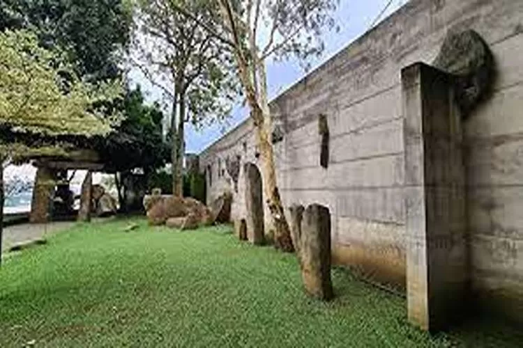 Wot Batu Bandung, Rekomendasi Wisata Spiritual Yang Menarik Dikunjungi  (Isti)
