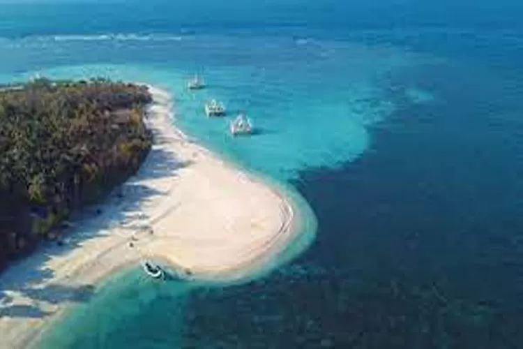 Rekomendasi Wisata Di Pulau Madura Yang Menarik Untuk Dikunjungi  (Isti)