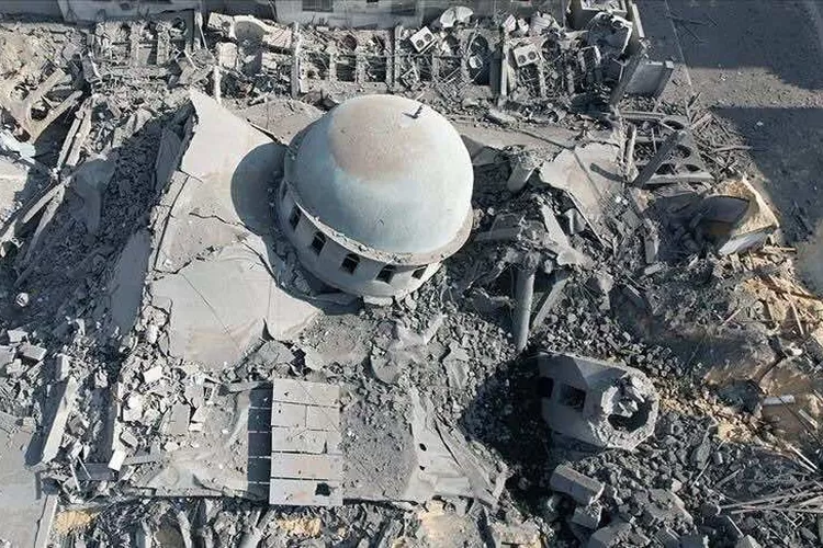 Sedikitnya 1.000 Masjid di Gaza Hancur akibat Serangan Israel - Haluan Kepri