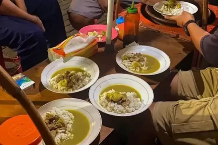 5 Tempat Wisata Kuliner Malam Di Malang Yang Buka 24 Jam, Wajib ...