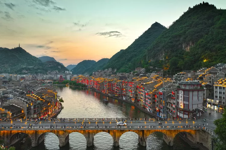 Zhenyuan, Kota Kuno di Tiongkok dijuluki Venesia dari Timur (CGTN.COM)