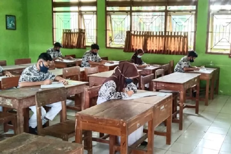 Contoh Soal PTS Sejarah Indonesia Kelas 11 Semester 1 TP 2023-2024 ...