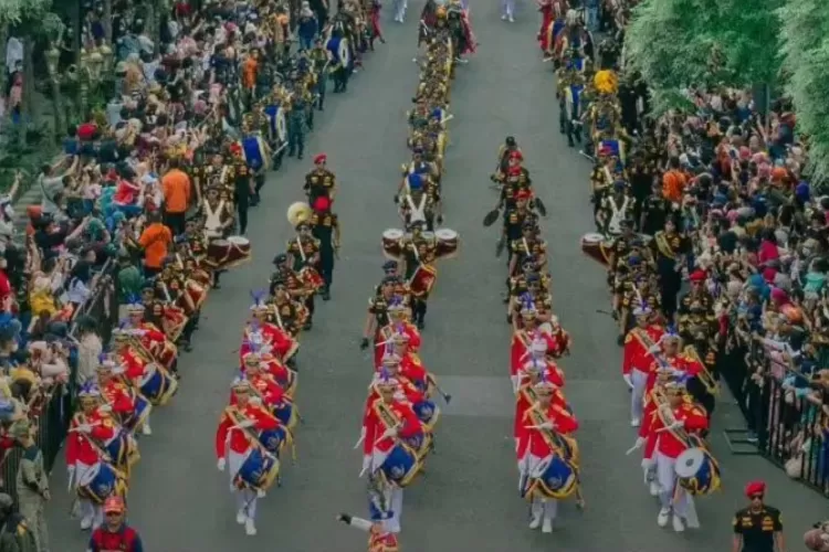 Ini dia tempat parkir yang bisa kamu pakai saat menonton Parade Juang Surabaya 2023. (Foto: Instagram @lovesuroboyo)