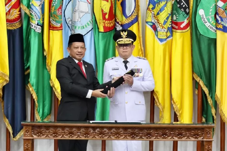 Profil Lengkap, Adhy Karyono Yang Menjadi Pj Gubernur Jawa Timur ...