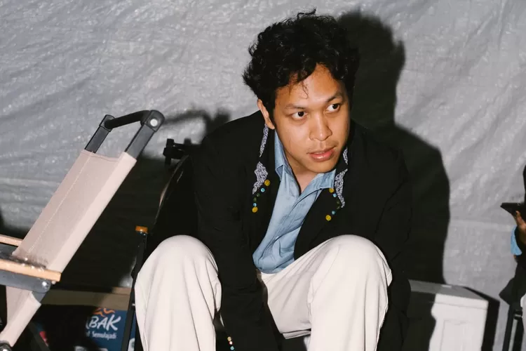 Sosok Baskara Putra atau Hindia (Foto: Instagram / @wordfangs)