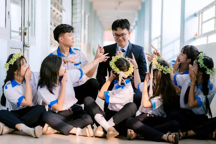 Ilustrasi Guru dan Siswa di Hari Guru Nasional. (Foto: Pexel)