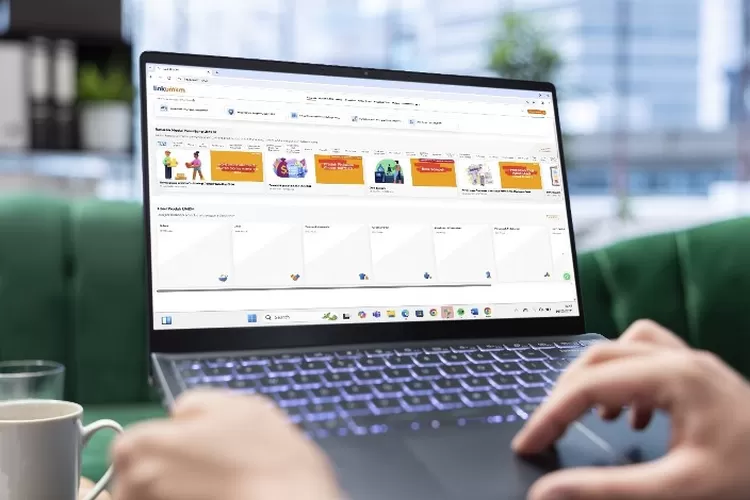 BRI bantu 12,9 juta UMKM naik kelas lewat LinkUMKM, lengkap dengan pelatihan, skoring digital, dan etalase produk. (Dok. Istimewa)