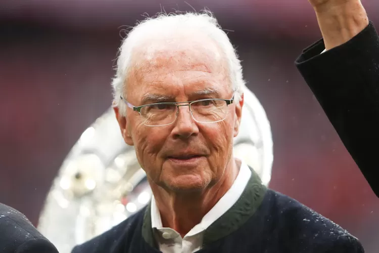 Franz Beckenbauer, Legenda Sepak Bola Jerman, Tutup Usia pada Usia 78 Tahun Mengenang Kisah Hebat Der Kaiser dalam Sejarah Sepak Bola.