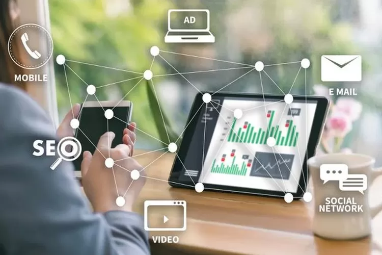 Bisnis digital telah menjadi tulang punggung ekonomi global, membuka peluang karier yang luas di berbagai sektor (Gina Qurrota Aini Darmawan)