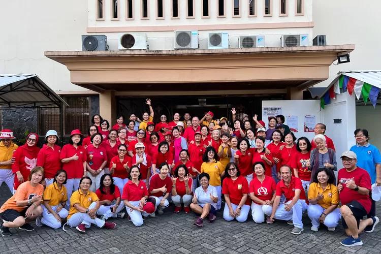 Tri Adhianto Ikut Senam Bersama Warga Galaxy. (Foto/Istimewa.)