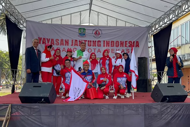 Tri Adhianto Bersama Jajaran Pengurus YJI Kota Bekasi. (Foto/Istimewa.)