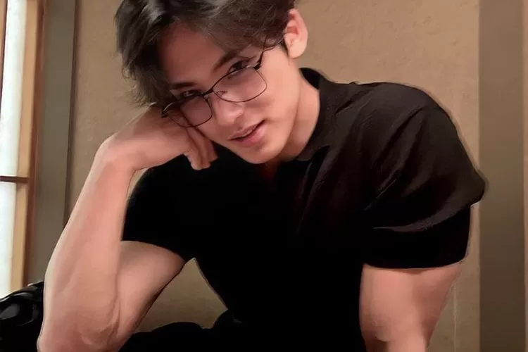 Di juluki gapura  Kabupaten MINGYU SEVENTEEN