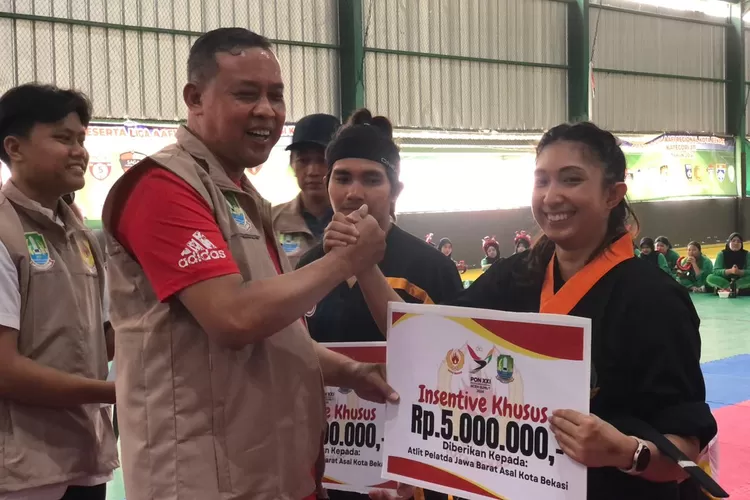 Ketua KONI Bekasi Tri Adhianto Siapkan Tambahan Bonus Rp100 Juta. (Foto/Fajar Saputra.)