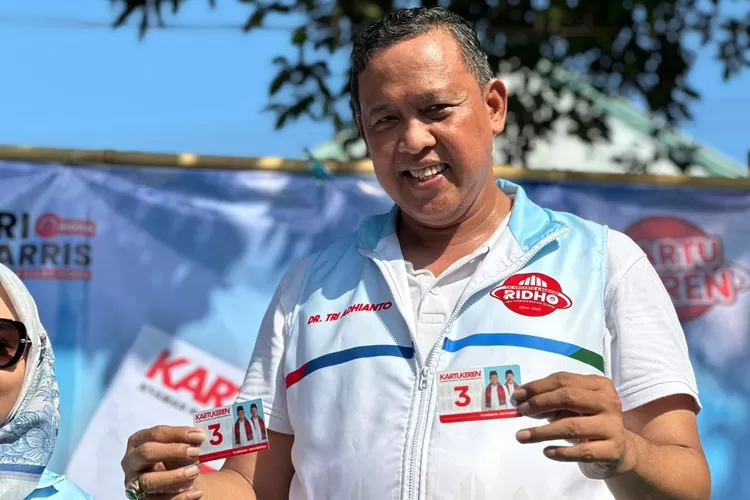 Tri Adhianto Luncurkan Kartu Keren Diskon Pangan, Warga Bekasi Sangat Antusias. (Foto/Fajar Saputra.)