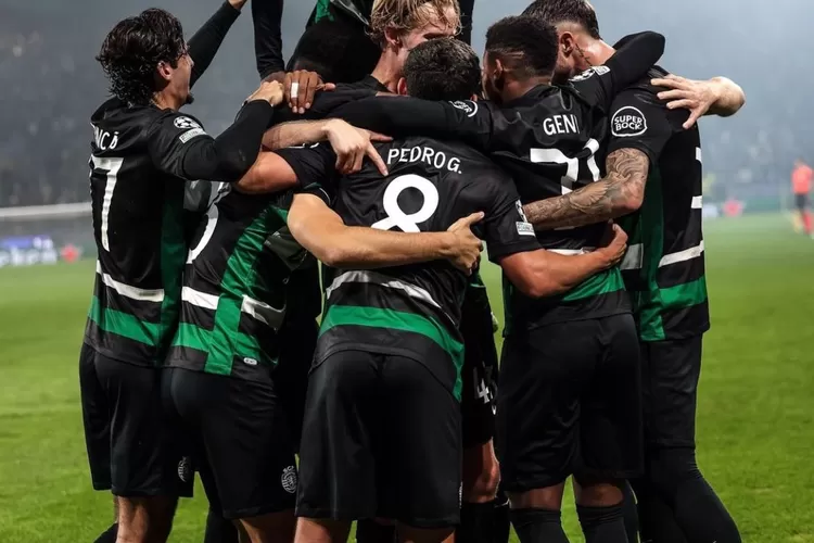 Tim Sporting Lisbon Saat Berselebrasi  (Foto/Instagram @sportingcp)